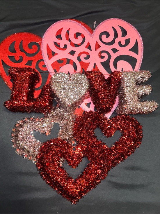 Other - Valentine's 'LOVE' & Heart - Red & Pink